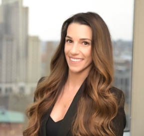  Lauren Maria Brennan
